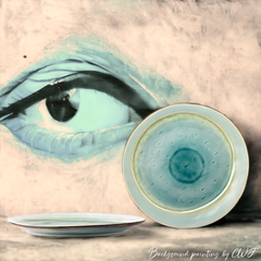 Handmade glazed "Frosted Pupil" plate Handmade artistic and glazed "Frosted Pupil" plate - Crafty-Clayworks