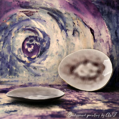 Handmade "Chilling Purple" plate with cracked glazing Handmade irregular "Cuiwei Grey Purple" plate with cracked glazing - Crafty-Clayworks