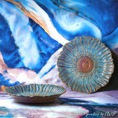 Handmade artistic "Chrysanthemum" plate Handmade artistic "Chrysanthemum" plate - Crafty-Clayworks
