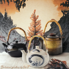 Japanese traditional "Dragonfly Serenade" teapot - 27oz Handmade nostalgic Japanese "Dragonfly Serenade" teapot - 800mL - Crafty-Clayworks