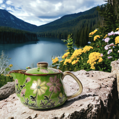 Small handmade masterpiece kung-fu teapot - 300mL - Crafty-Clayworks