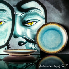 Handmade glazed "A Longing Gaze" plate