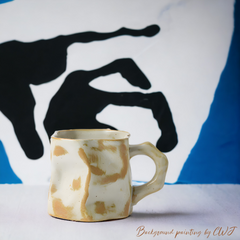 Handmade artistic and uneven "Bruised Knuckles" mug - 300mL - Crafty-Clayworks