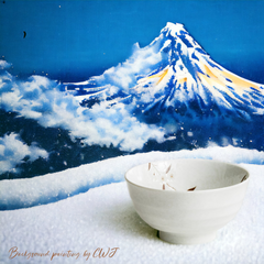 Handmade Japanese traditional "Snow Cherry - スノーチェリー" bowl - Crafty-Clayworks