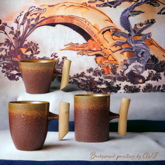 Handmade Japanese mug with wooden handle - 10oz Crafty-Clayworks